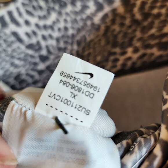 Nike Pants Women's XL White Gray Animal Print Leggings Gym Workout Running NEW - Picture 12 of 13